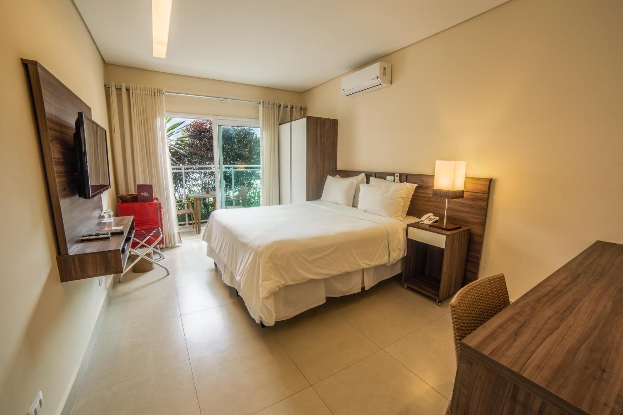 Amora Hotel Maresias Exterior photo